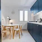 Dorobanti Quality * 부쿠레슈티